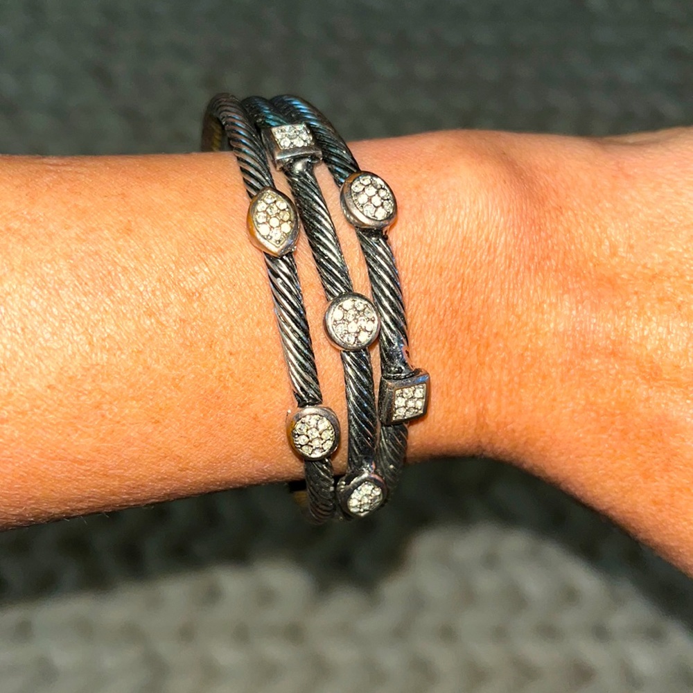 Silver tone 3 strand rhinestone bracelet
